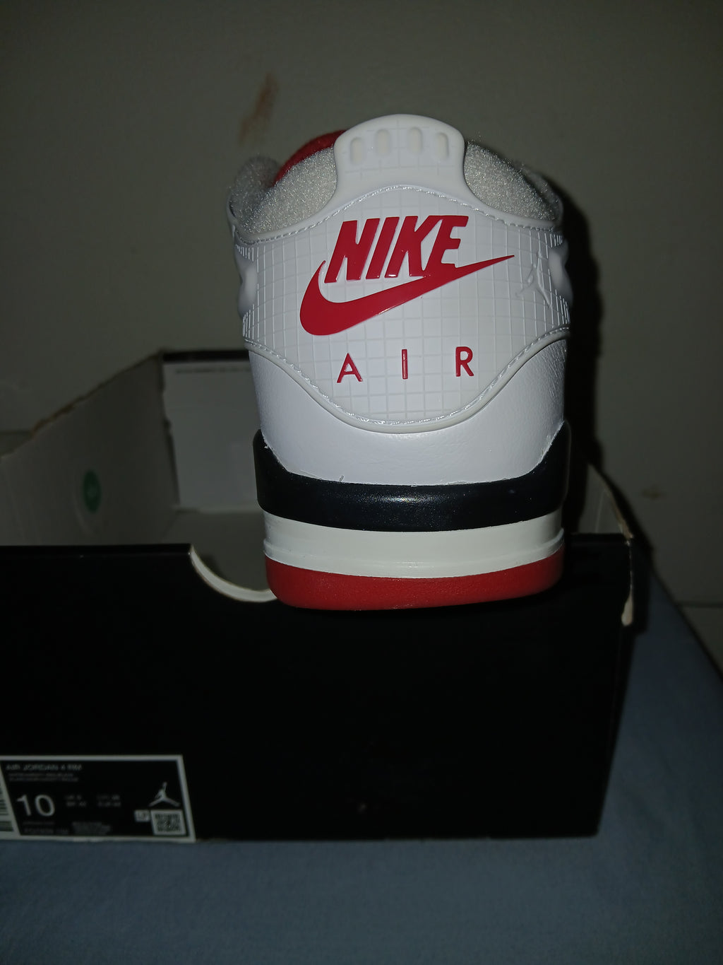 Air Jordan 4 RM