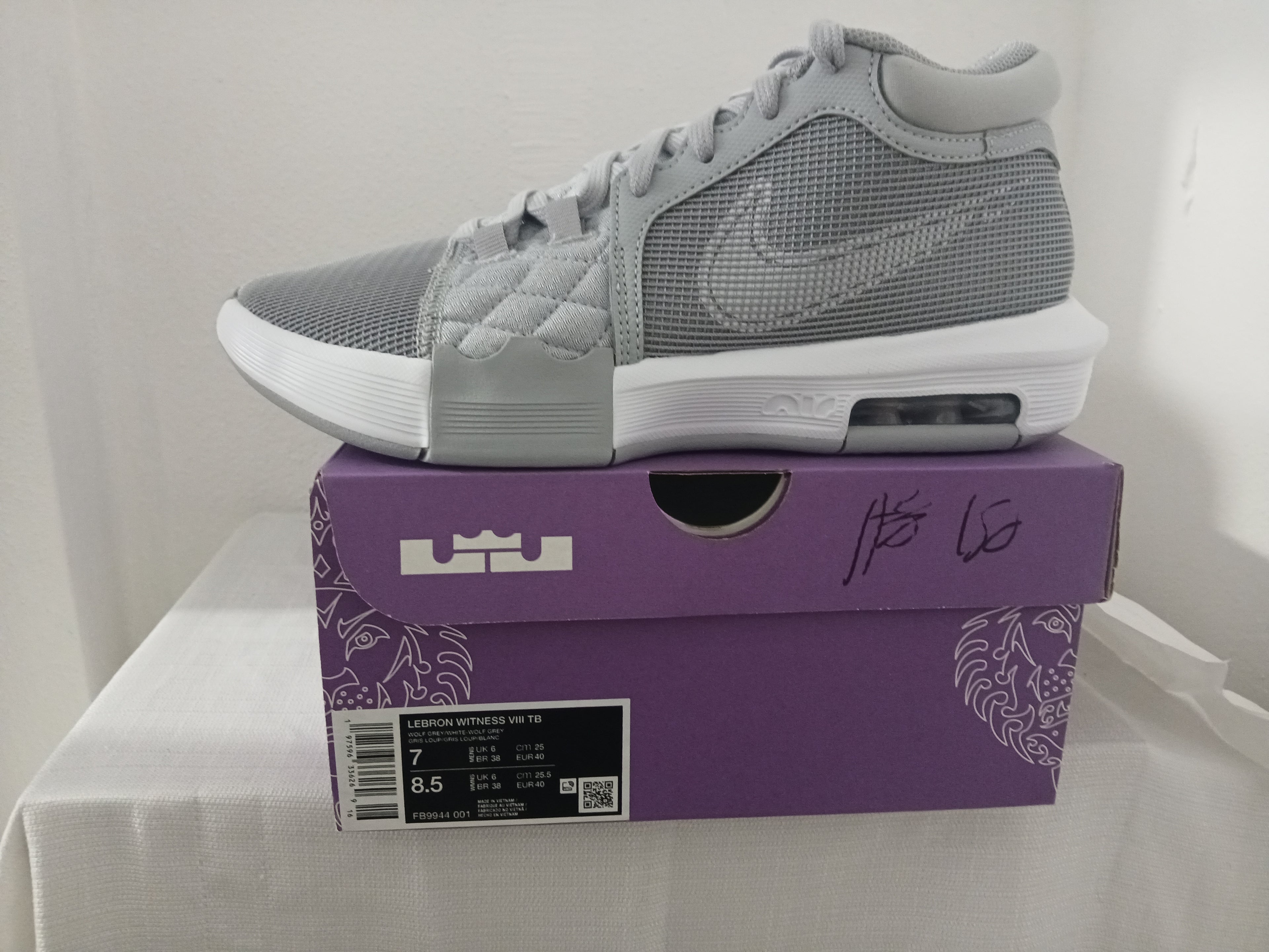 Lebron Witness Vlll TB